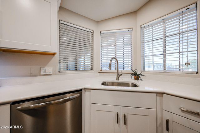 3901 E PINNACLE PEAK Road 109, Phoenix, AZ 85050