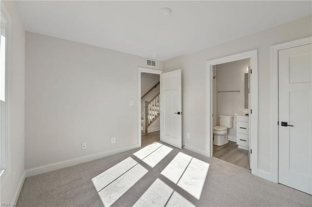 3 Bracewell LN, Yorktown, VA 23692