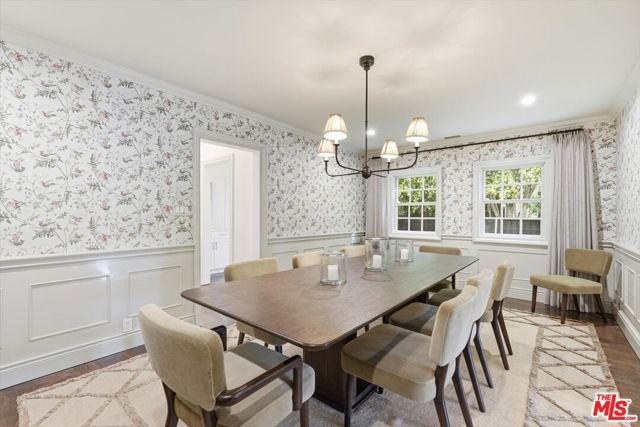 154 S Anita Avenue, Los Angeles, CA 90049