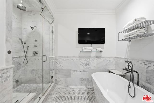 154 S Anita Avenue, Los Angeles, CA 90049