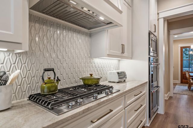 23332 FM 1995, Lindale, TX 75771