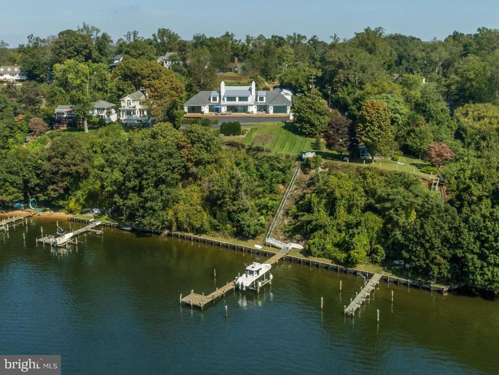 205 WINCHESTER BEACH DRIVE, Annapolis, MD 21409