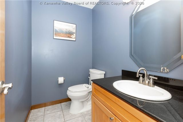 137 Summit Ridge Road, Hurricane, WV 25526