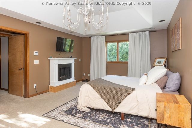 137 Summit Ridge Road, Hurricane, WV 25526
