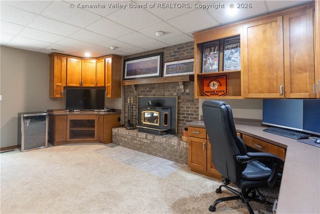 137 Summit Ridge Road, Hurricane, WV 25526