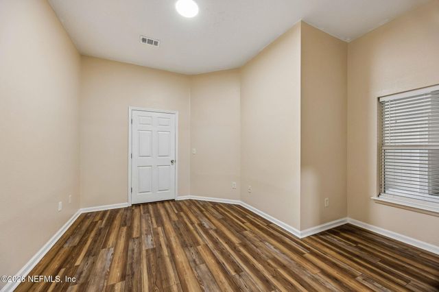 9390 UNDERWING Way 7-2, Jacksonville, FL 32257