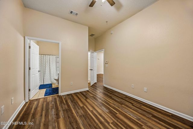 9390 UNDERWING Way 7-2, Jacksonville, FL 32257