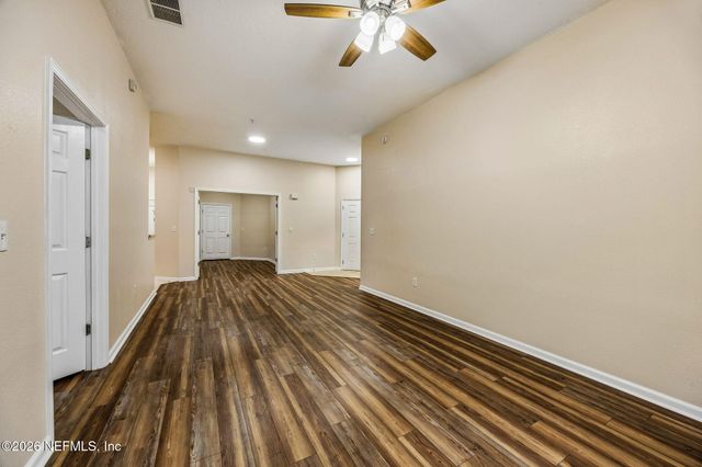9390 UNDERWING Way 7-2, Jacksonville, FL 32257