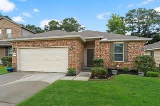 2324 N Amber Ruse Court, Conroe, TX 77304
