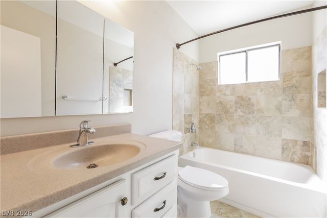 4570 Paseo El Rio Drive, Las Vegas, NV 89121