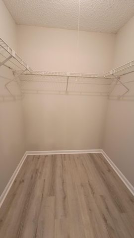 3947 LAURELWOOD Drive, Jacksonville, FL 32257