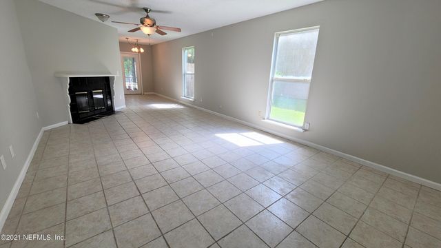 3947 LAURELWOOD Drive, Jacksonville, FL 32257