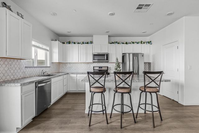 3849 Arborhill Way, Sacramento, CA 95834