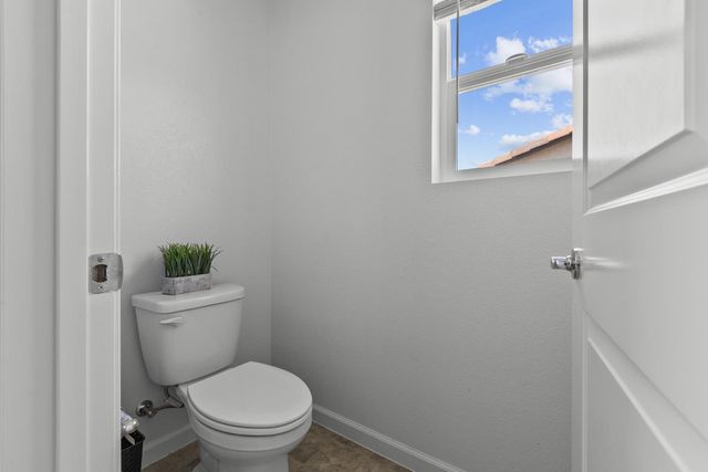 3849 Arborhill Way, Sacramento, CA 95834