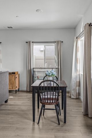 3849 Arborhill Way, Sacramento, CA 95834