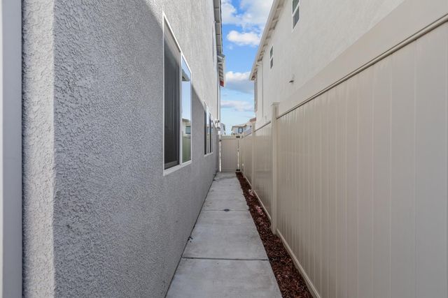 3849 Arborhill Way, Sacramento, CA 95834