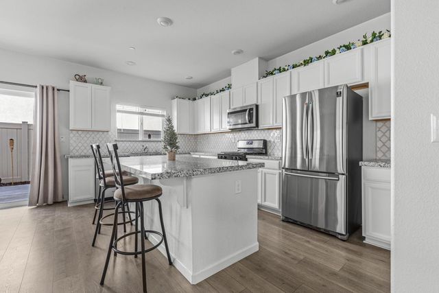 3849 Arborhill Way, Sacramento, CA 95834