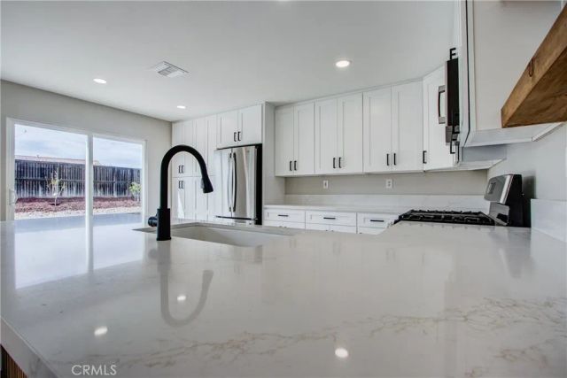 30521 Sierra Vista, Menifee, CA 92584