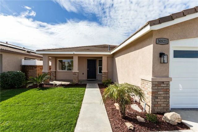 30521 Sierra Vista, Menifee, CA 92584