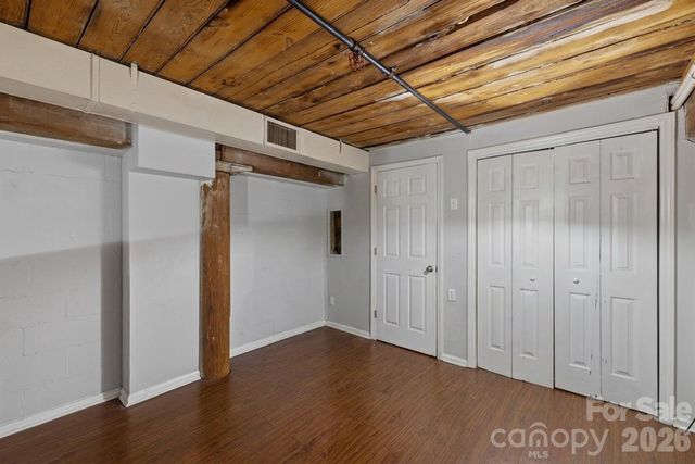 201 S Hoskins Road 219, Charlotte, NC 28208
