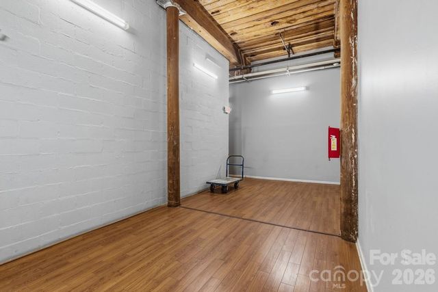 201 S Hoskins Road 219, Charlotte, NC 28208