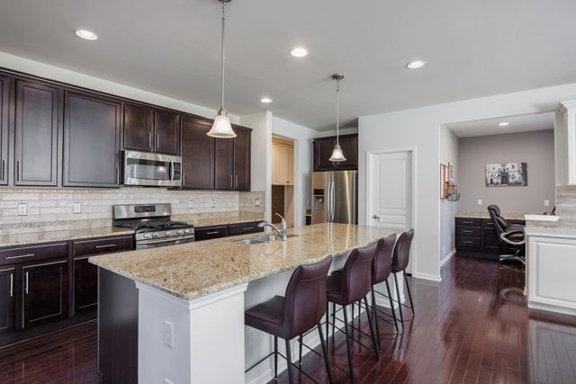 3218 Park Meadow Drive, Lake Orion, MI 48362