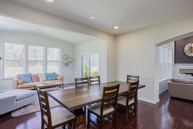 3218 Park Meadow Drive, Lake Orion, MI 48362