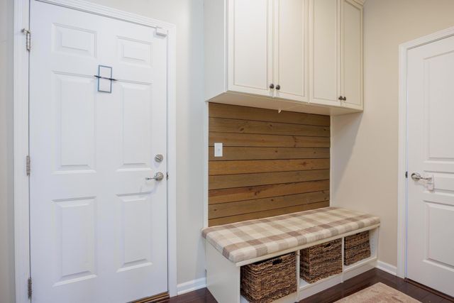 3218 Park Meadow Drive, Lake Orion, MI 48362