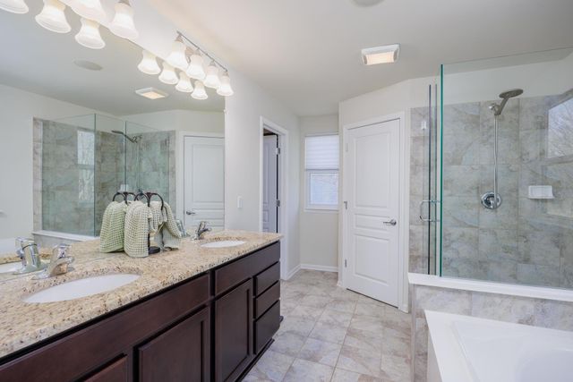 3218 Park Meadow Drive, Lake Orion, MI 48362