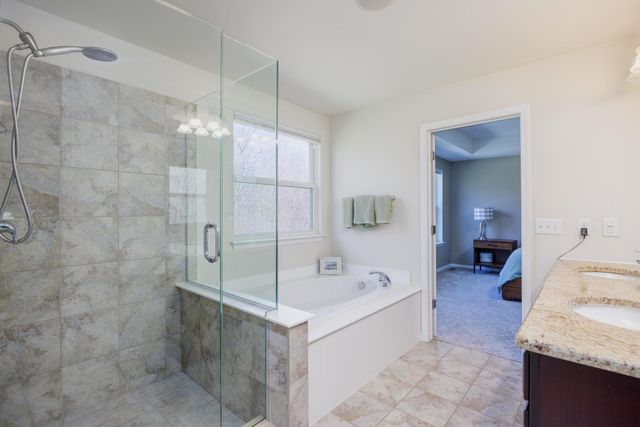 3218 Park Meadow Drive, Lake Orion, MI 48362