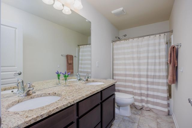 3218 Park Meadow Drive, Lake Orion, MI 48362