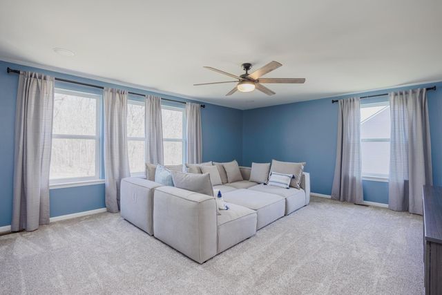 3218 Park Meadow Drive, Lake Orion, MI 48362