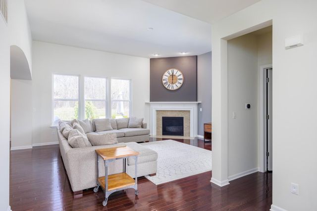 3218 Park Meadow Drive, Lake Orion, MI 48362