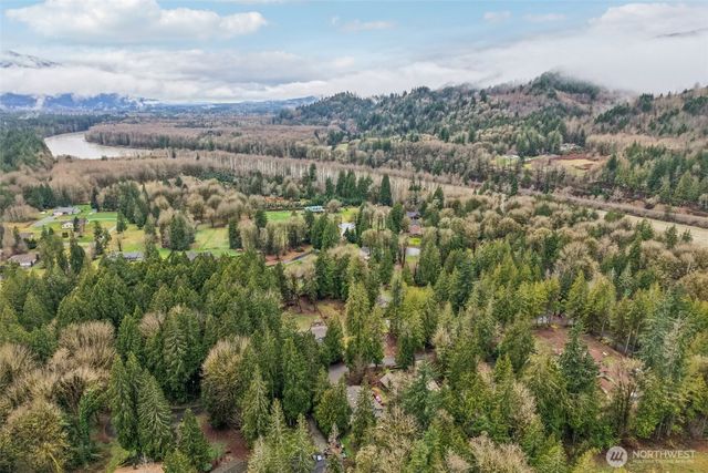 7339 Hideaway Ln, Concrete, WA 98237
