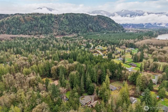 7339 Hideaway Ln, Concrete, WA 98237
