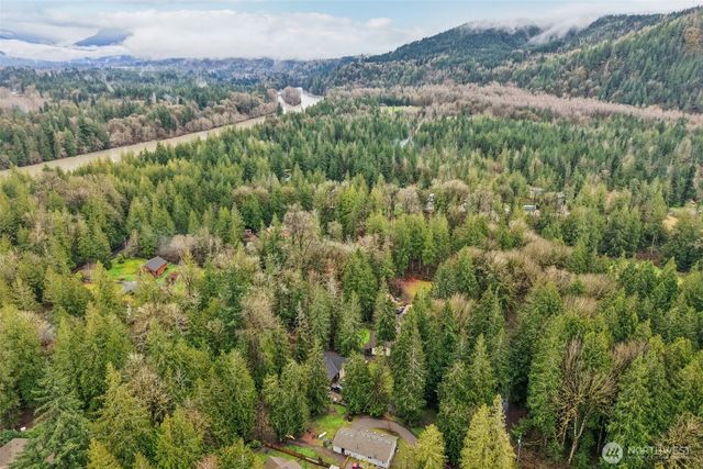 7339 Hideaway Ln, Concrete, WA 98237