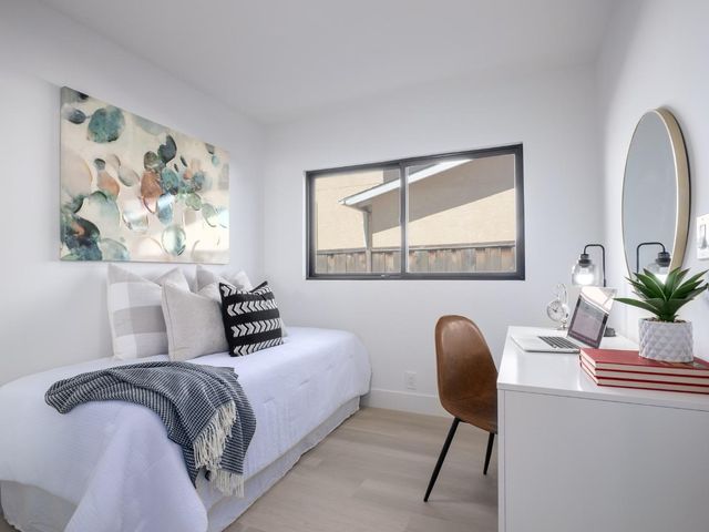 1371 Camellia Drive, East Palo Alto, CA 94303