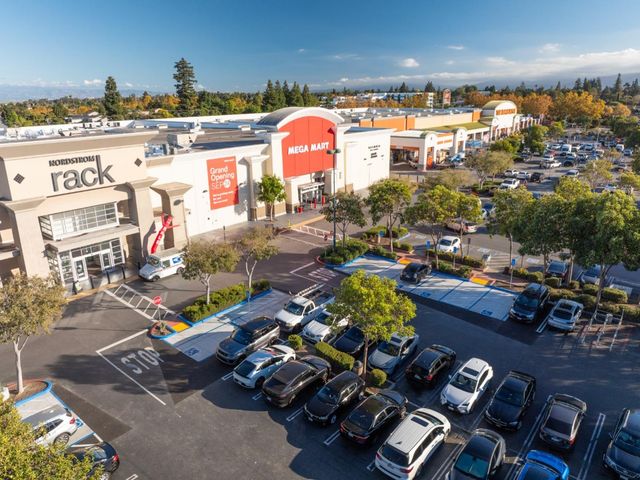 1371 Camellia Drive, East Palo Alto, CA 94303