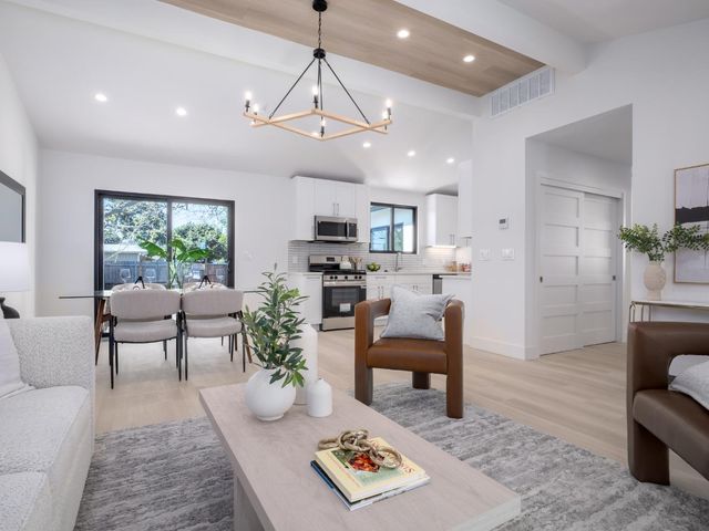 1371 Camellia Drive, East Palo Alto, CA 94303