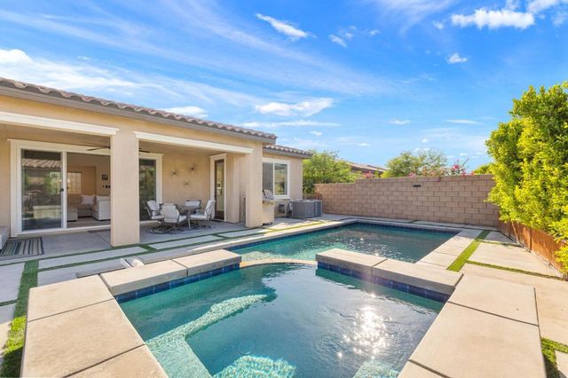 81890 Via Encinitas, La Quinta, CA 92253