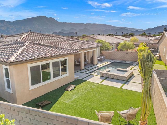 81890 Via Encinitas, La Quinta, CA 92253