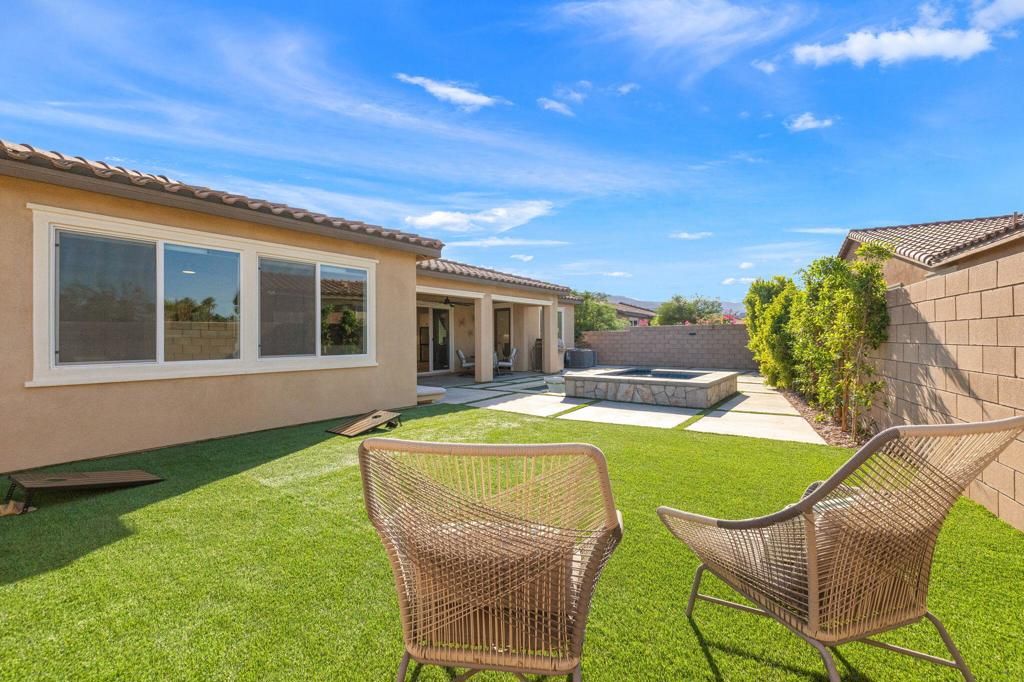 Image 20 of property listing at 81890 Via Encinitas, La Quinta, CA 92253