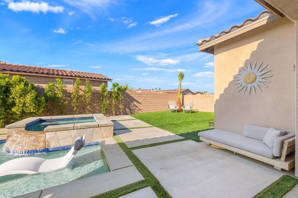 Image 22 of property listing at 81890 Via Encinitas, La Quinta, CA 92253