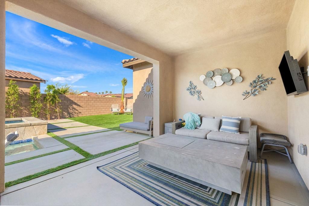 Image 26 of property listing at 81890 Via Encinitas, La Quinta, CA 92253