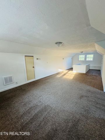 160 Clevenger Cut Off Rd, Newport, TN 37821