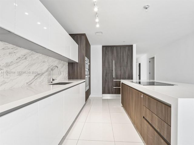 851 NE 1st Avenue 4801, Miami, FL 33132