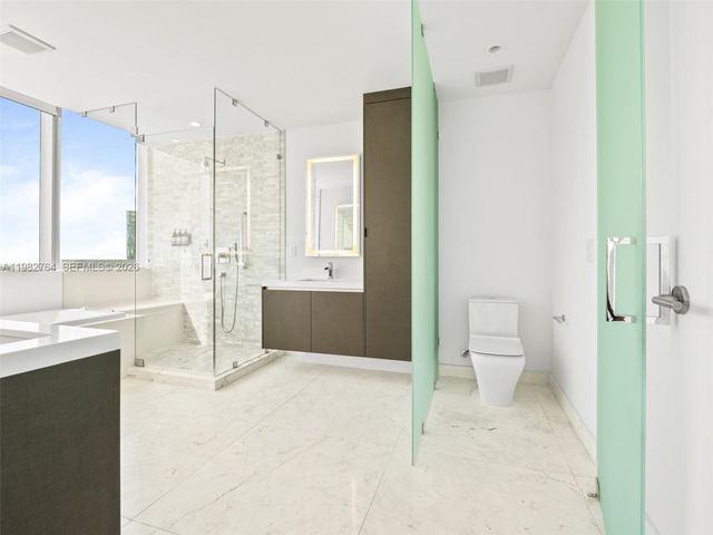 851 NE 1st Avenue 4801, Miami, FL 33132