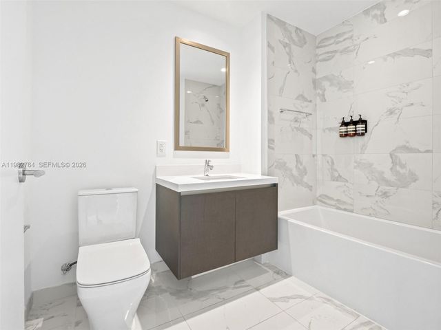 851 NE 1st Avenue 4801, Miami, FL 33132