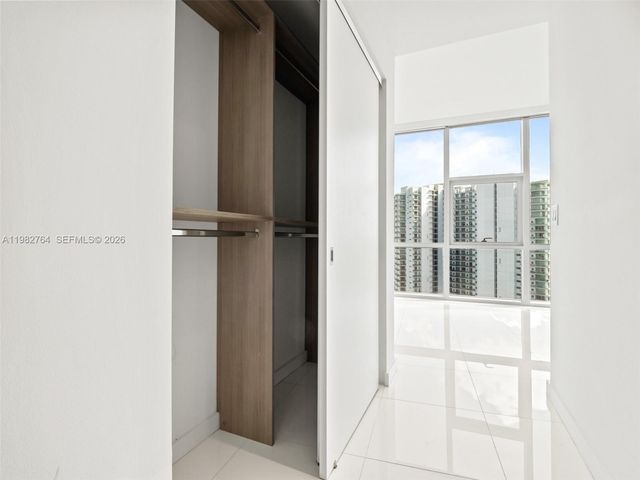 851 NE 1st Avenue 4801, Miami, FL 33132