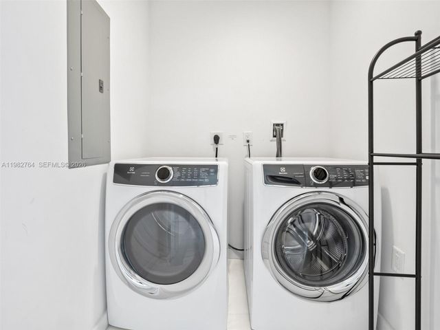 851 NE 1st Avenue 4801, Miami, FL 33132